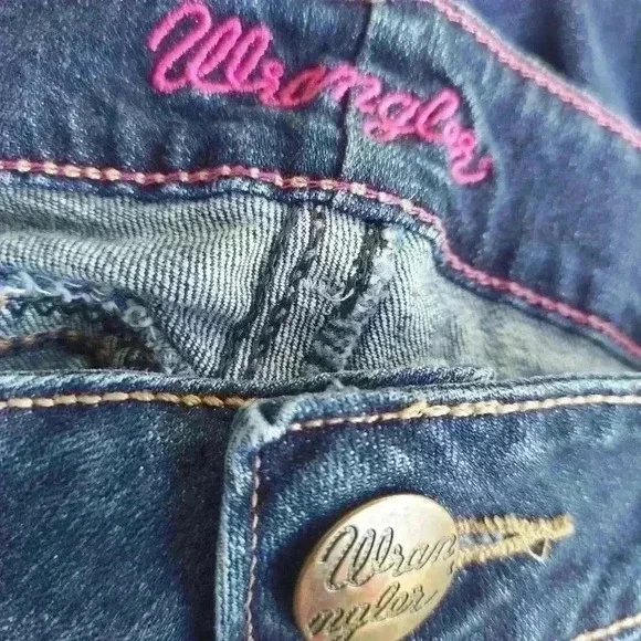 Wrangler Bootcut Jeans - Picture 5 of 5